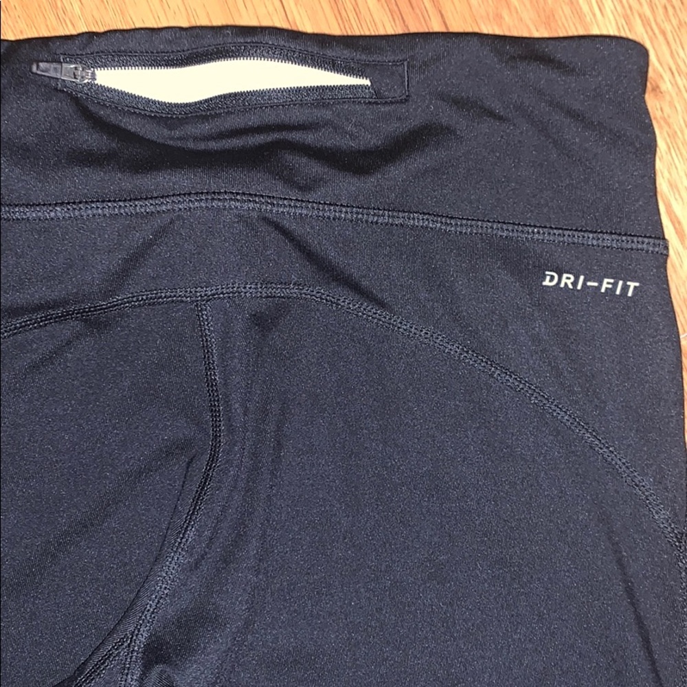 Nike Women Dri fit Black Workout Leggings Small - Picture 5 of 8